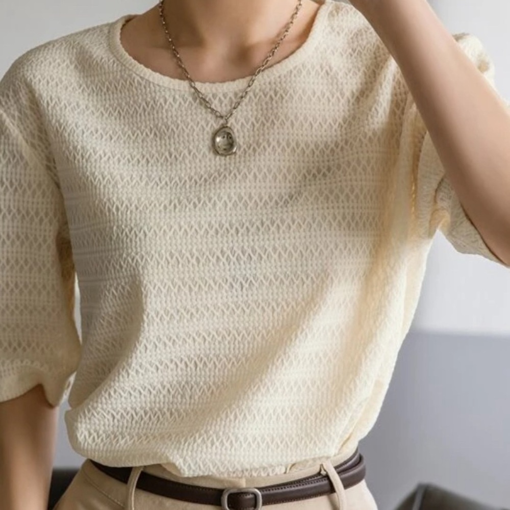 DAZY Beige size S weave pattern short sleeve round neck tee